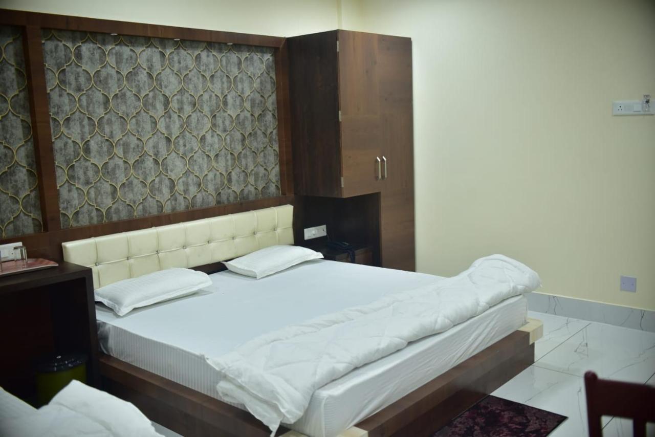 Hotel Sai Krishna Balasore ภายนอก รูปภาพ