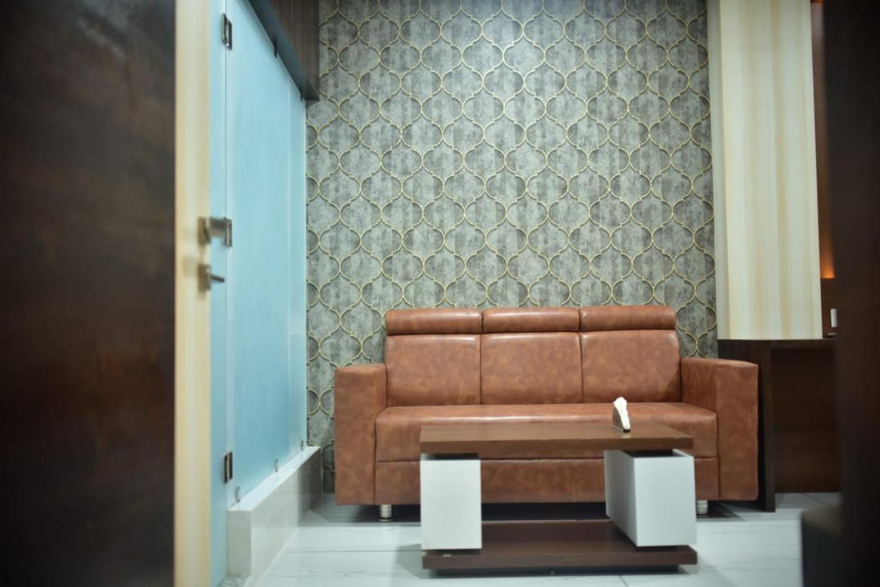 Hotel Sai Krishna Balasore ภายนอก รูปภาพ